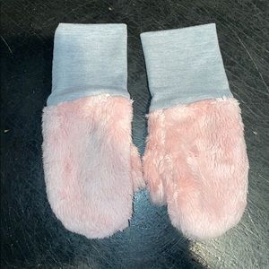 North face mitten 3T
